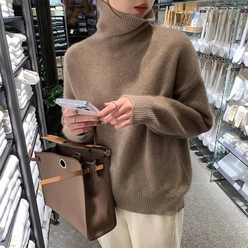 Women's Classic Winter Polyester Turtleneck - BN