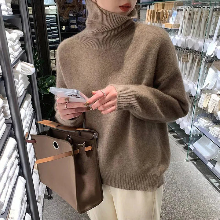 Women's Classic Winter Polyester Turtleneck - BN
