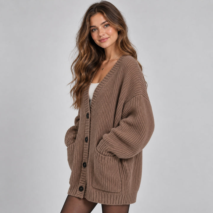 Women's Oversized Chunky Knit Cardigan with Buttons and Pockets – Casual Style – BN