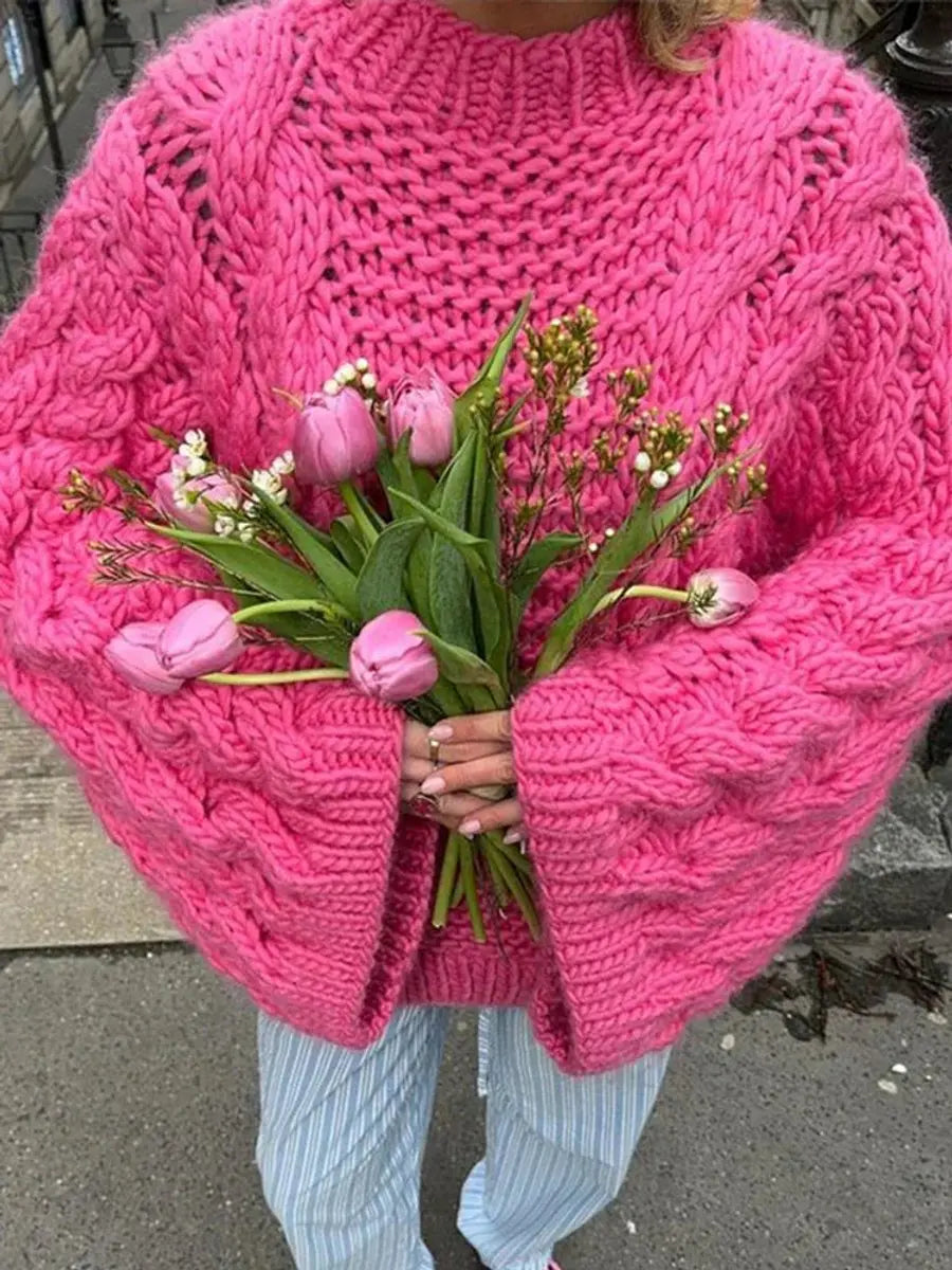 Women's Oversized Cable Knit Cardigan with Dropped Shoulders – Casual Style – BN