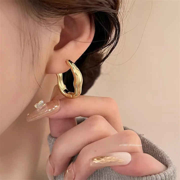 Hoop Arch Earrings