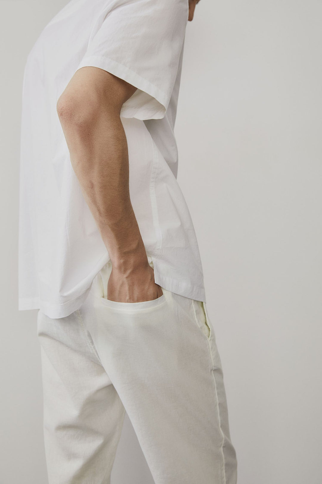 Men's Relaxed Fit Trousers Drawstring Elastic Waist Loose Tapered Casual Everyday Smart-Casual Lounge Halvard