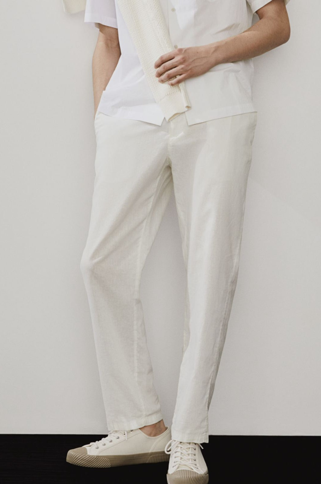 Men's Relaxed Fit Trousers Drawstring Elastic Waist Loose Tapered Casual Everyday Smart-Casual Lounge Halvard