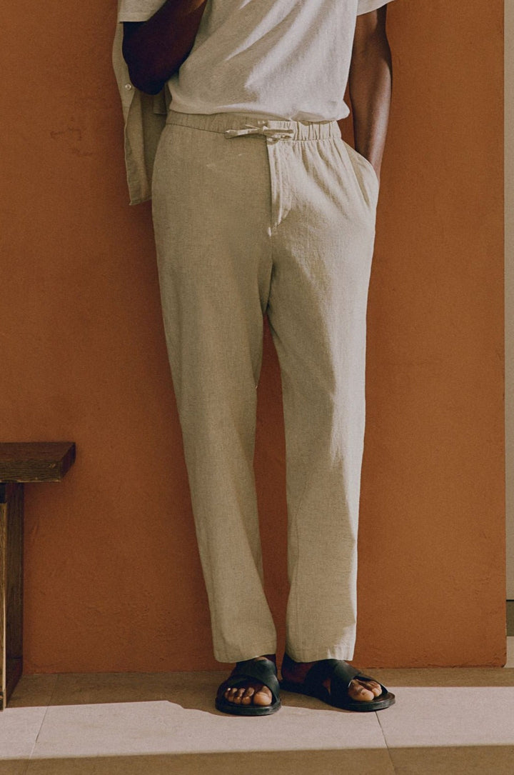 Men's Relaxed Fit Trousers Drawstring Elastic Waist Loose Tapered Casual Everyday Smart-Casual Lounge Halvard