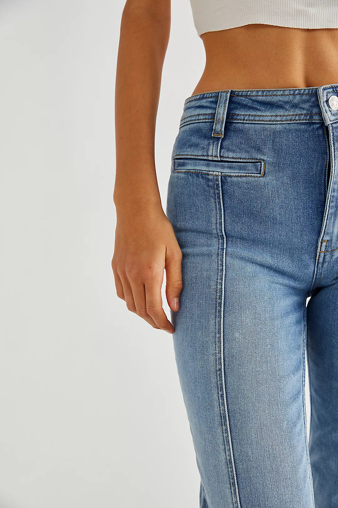 Kiki | Star-Embellished High-Waist Flared Jeans