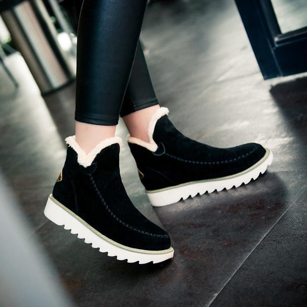 Lyn | Women's Faux Fur Trim Suede Winter Boot