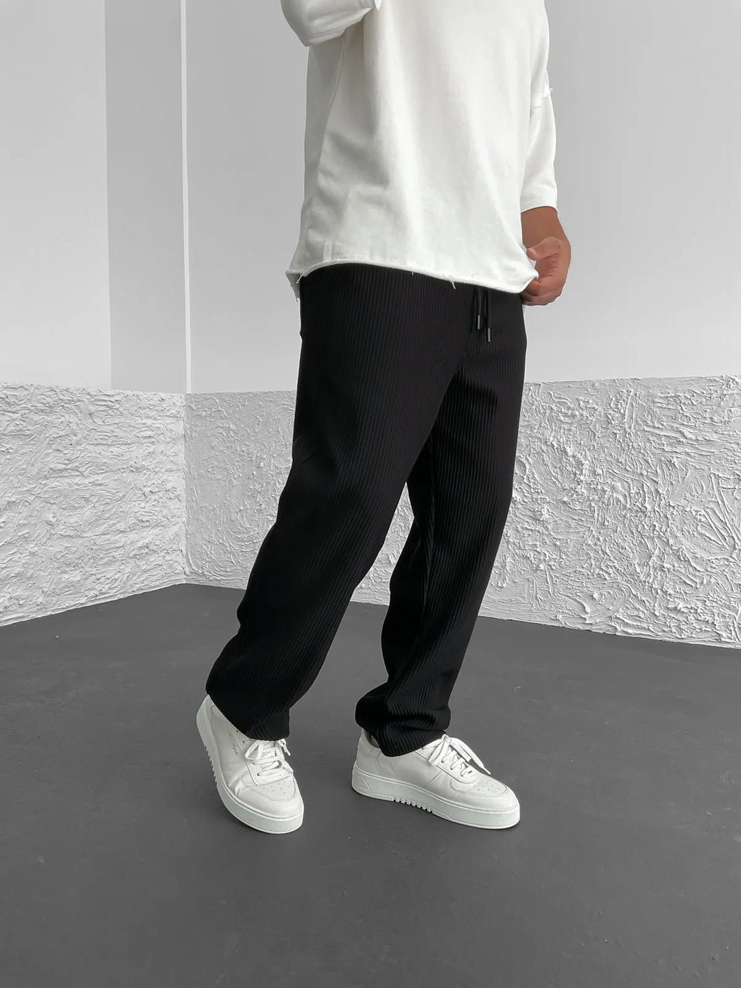 Men's Wide-Leg Pants Baggy Stretch Waist Relaxed Fit Casual Everyday