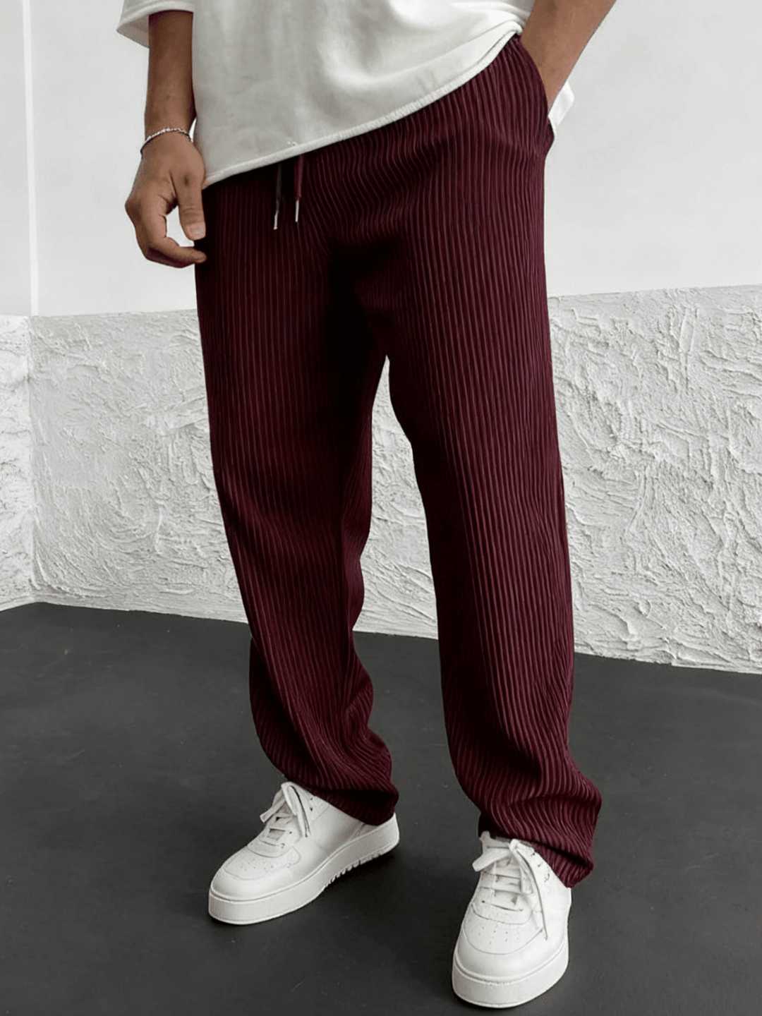 Men's Wide-Leg Pants Baggy Stretch Waist Relaxed Fit Casual Everyday